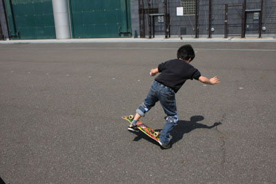 �t���[�X�^�C���X�P�{�[�X�N�[���@Ido���q����