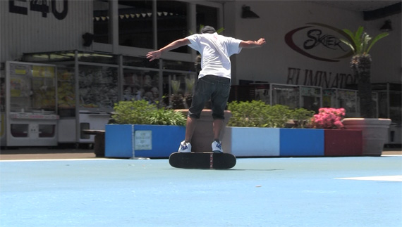 スケボー　トリック　ハウツー　プリモスライドのやり方